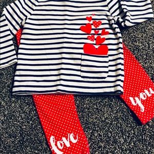 Striped sweatshirt with pocket and hearts